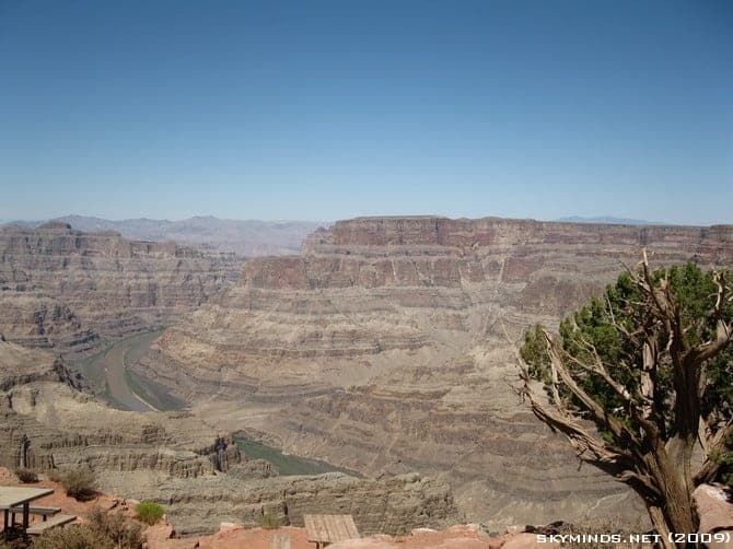 Excursion au Grand Canyon : en avion, hélicoptère et bateau photo 8